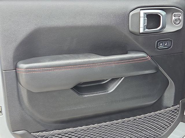 used 2022 Jeep Gladiator car, priced at $37,544