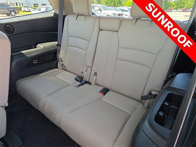 used 2022 Honda Pilot car, priced at $37,667