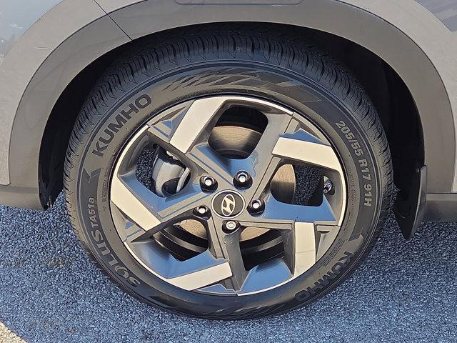 used 2022 Hyundai Venue car, priced at $19,998