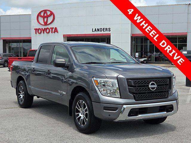 used 2023 Nissan Titan car, priced at $38,400