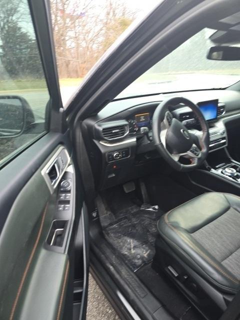 used 2023 Ford Explorer car, priced at $42,994