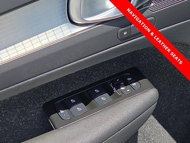 used 2022 Volvo XC40 car, priced at $26,123
