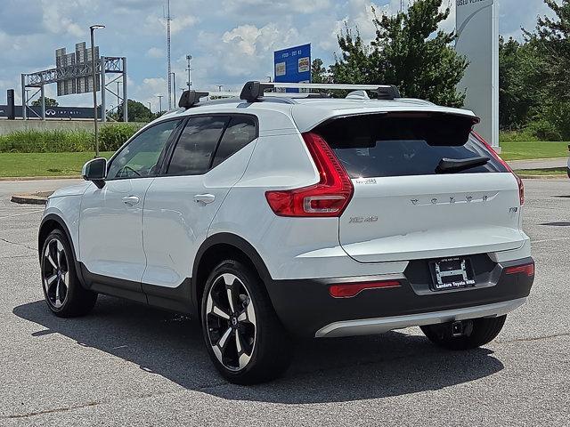 used 2022 Volvo XC40 car, priced at $31,996