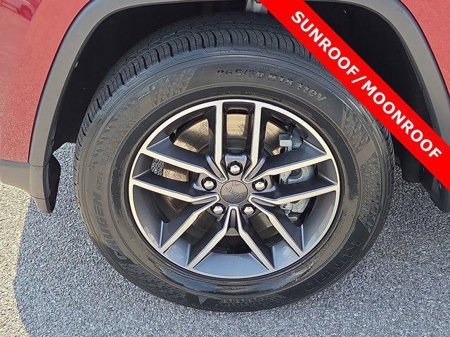 used 2022 Jeep Grand Cherokee car, priced at $25,124