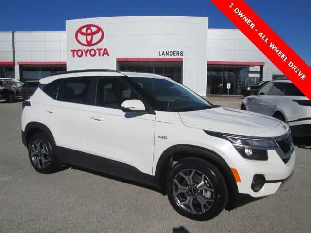 used 2023 Kia Seltos car, priced at $23,074