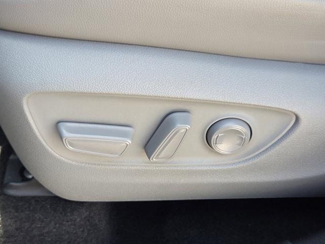 used 2024 Toyota Highlander car, priced at $47,995