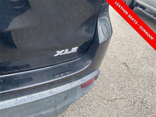 used 2018 Toyota Highlander car, priced at $21,499