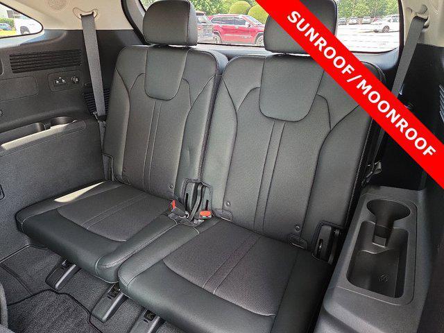 used 2023 Kia Sorento car, priced at $35,369