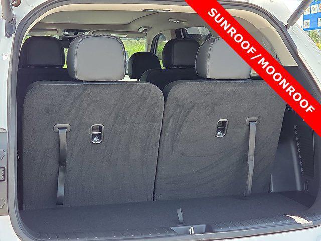 used 2023 Kia Sorento car, priced at $35,369