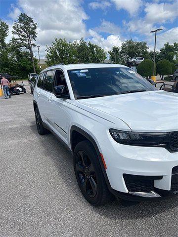used 2022 Jeep Grand Cherokee L car, priced at $34,997