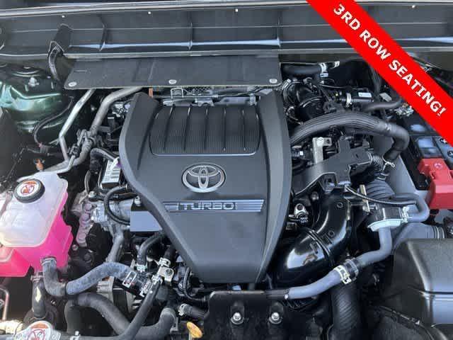 used 2024 Toyota Highlander car, priced at $40,542