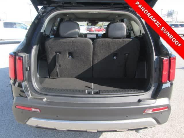 used 2021 Kia Sorento car, priced at $29,984