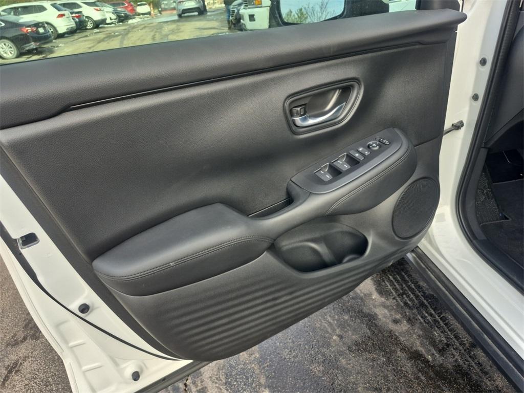 used 2025 Honda HR-V car, priced at $27,491