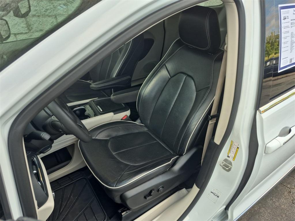 used 2023 Chrysler Pacifica car, priced at $22,530