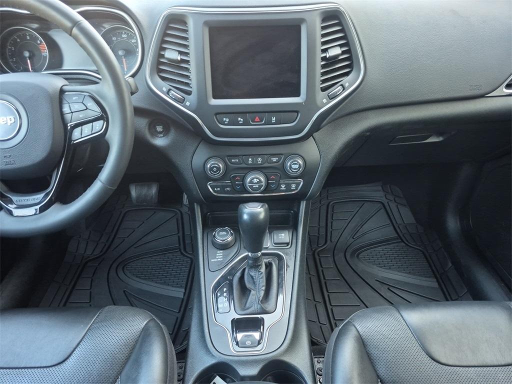 used 2023 Jeep Cherokee car, priced at $22,991