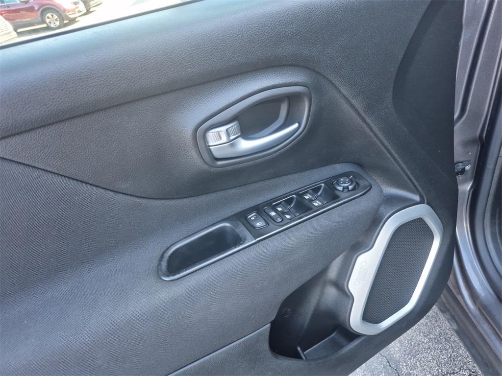 used 2021 Jeep Renegade car, priced at $14,891