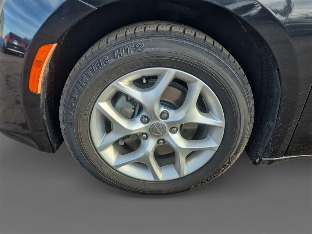 used 2020 Chrysler Pacifica car, priced at $21,801