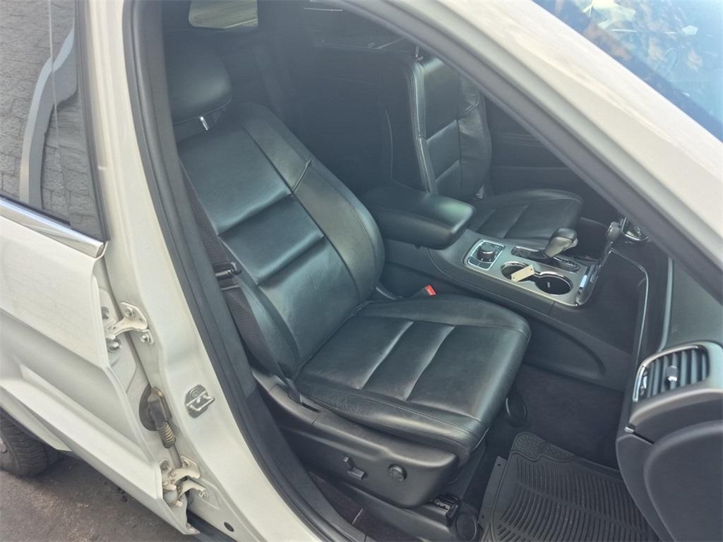 used 2019 Jeep Grand Cherokee car, priced at $19,193