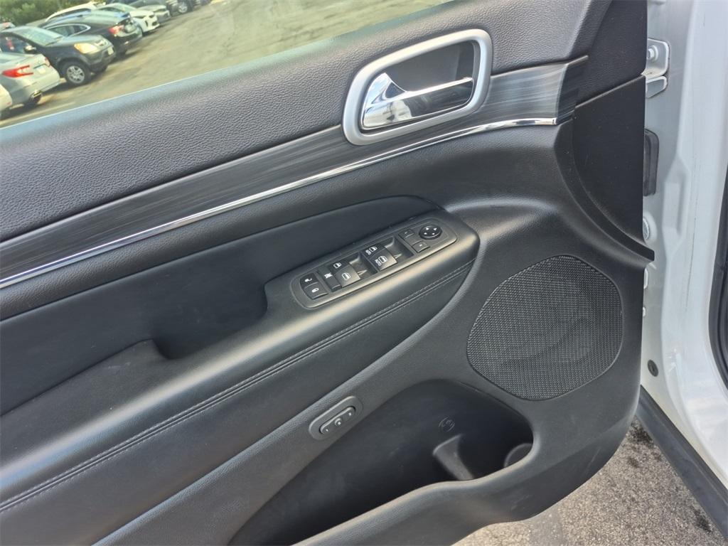 used 2019 Jeep Grand Cherokee car, priced at $19,193