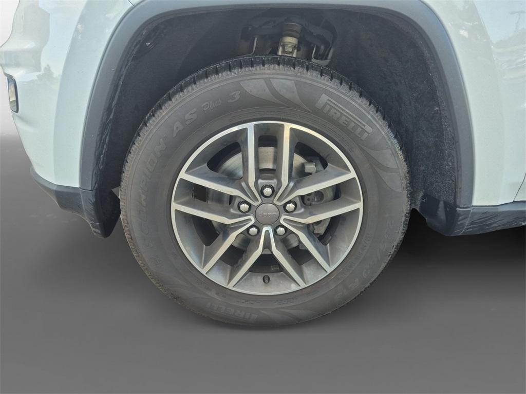 used 2019 Jeep Grand Cherokee car, priced at $19,193