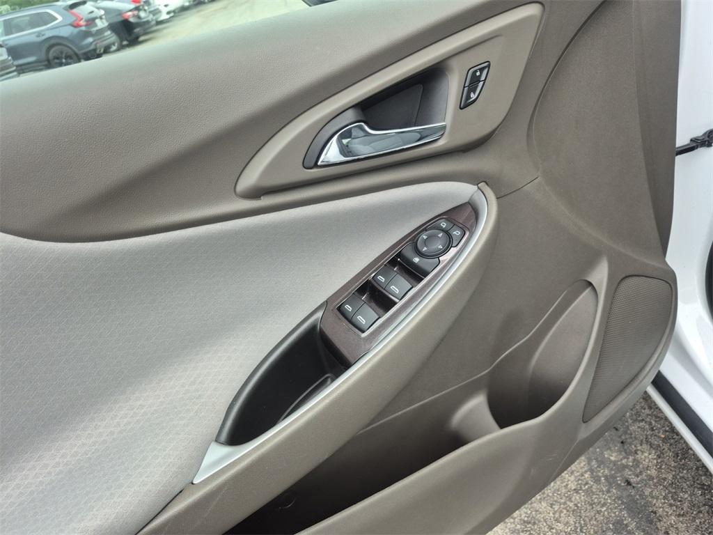 used 2020 Chevrolet Malibu car, priced at $15,991
