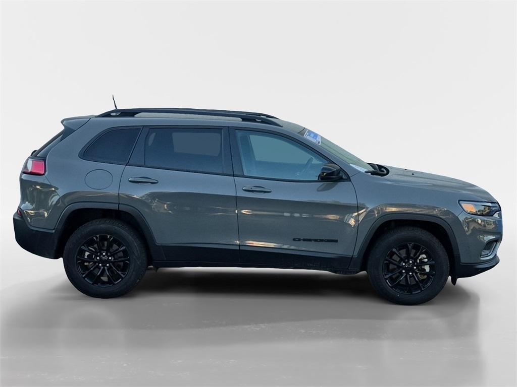 used 2023 Jeep Cherokee car, priced at $21,374