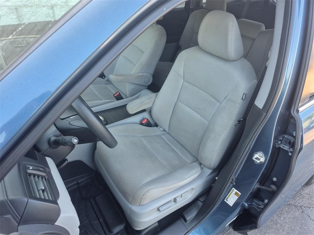 used 2017 Honda Pilot car, priced at $13,696