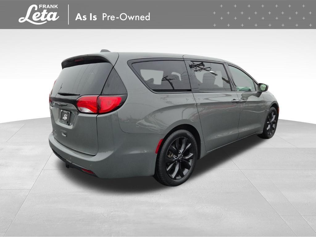 used 2020 Chrysler Pacifica car, priced at $16,500