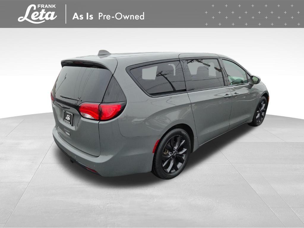 used 2020 Chrysler Pacifica car, priced at $16,500
