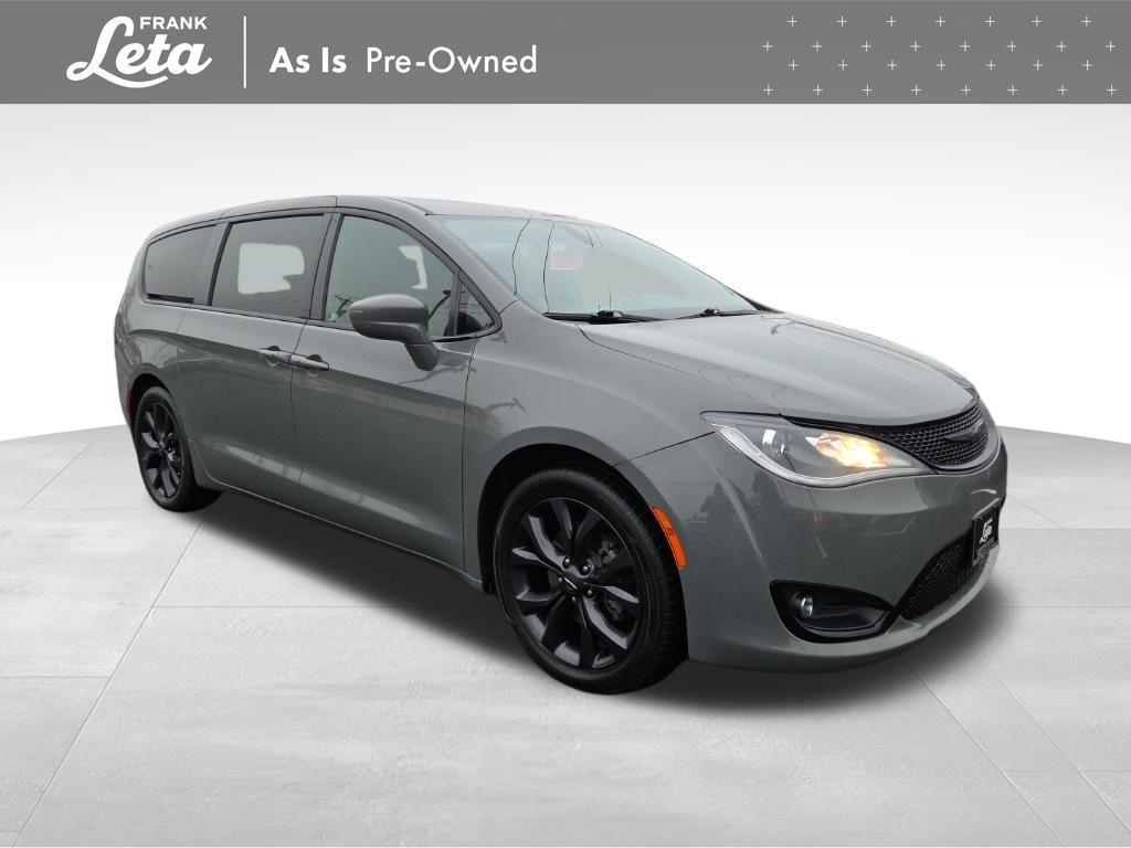 used 2020 Chrysler Pacifica car, priced at $16,500