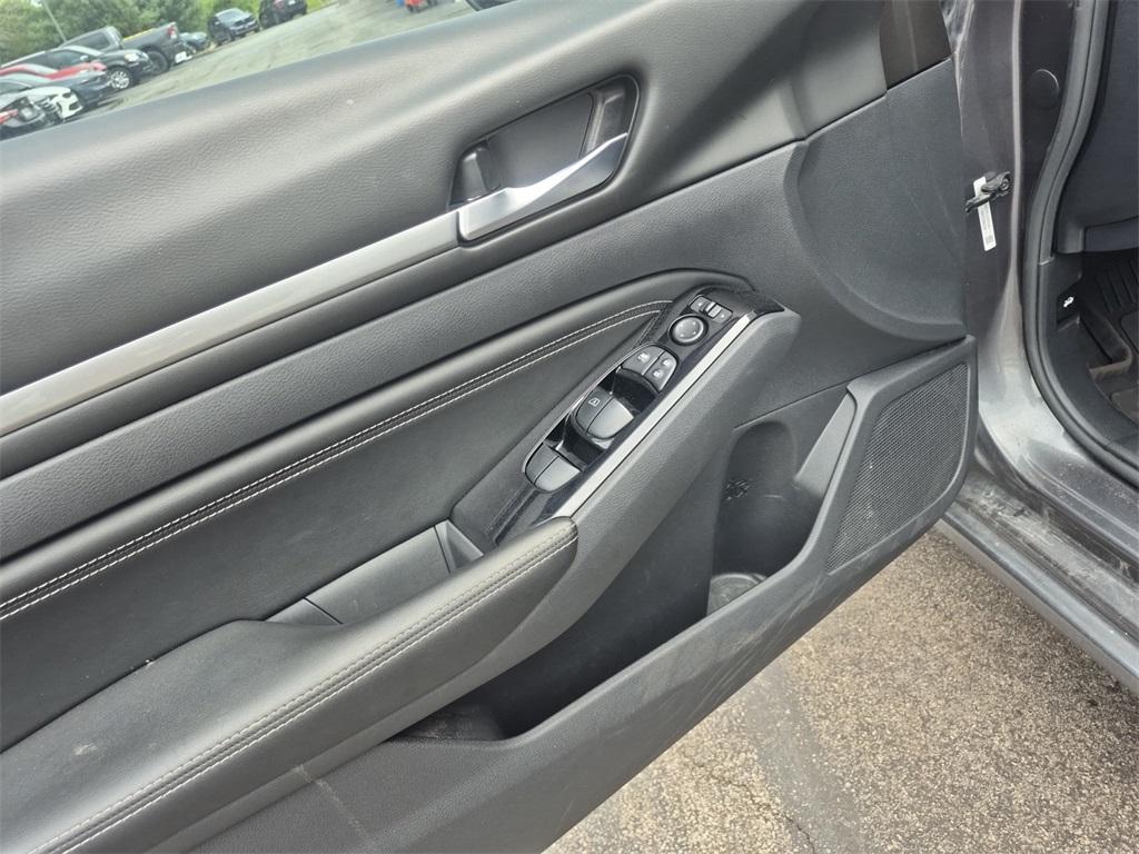 used 2021 Nissan Altima car, priced at $12,647