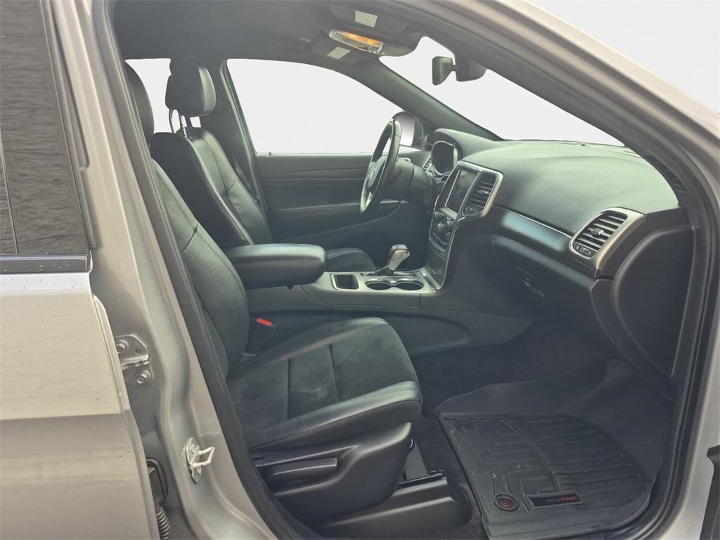 used 2018 Jeep Grand Cherokee car, priced at $15,974