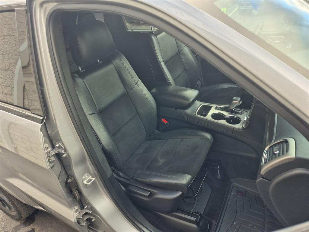 used 2018 Jeep Grand Cherokee car, priced at $15,974