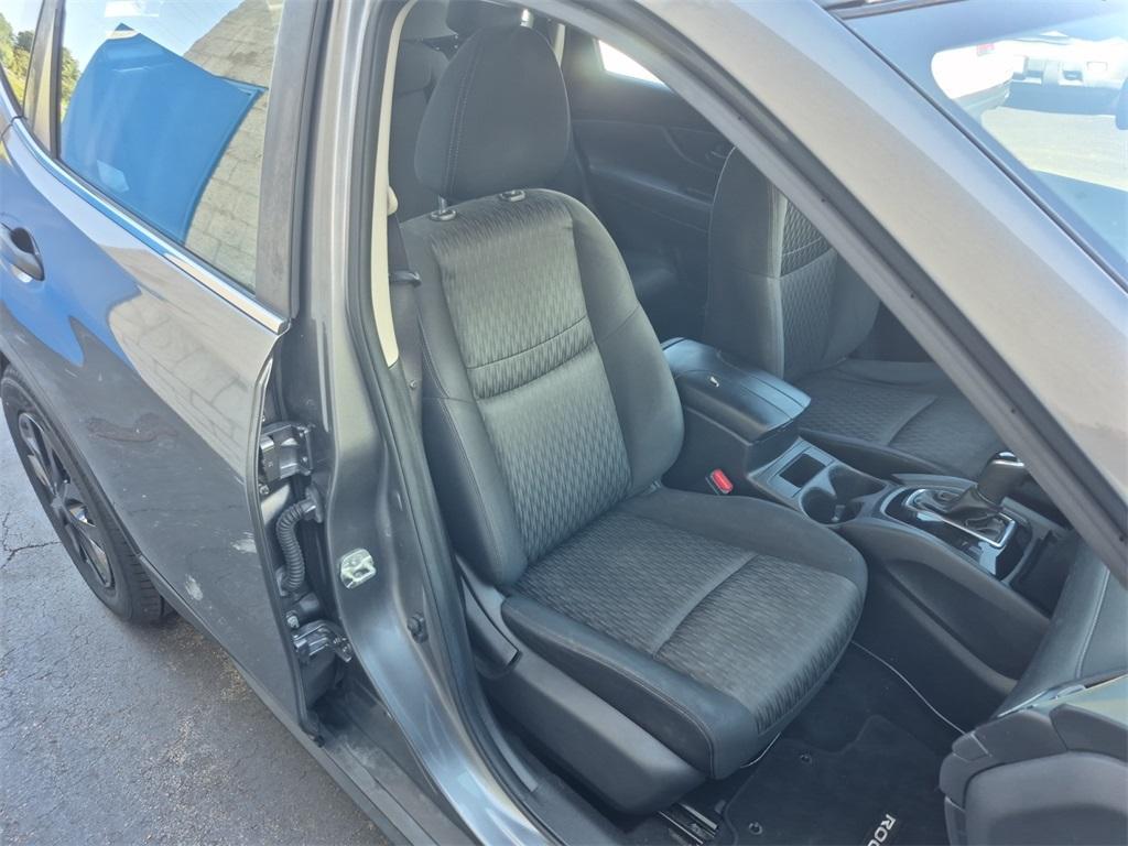 used 2020 Nissan Rogue car, priced at $14,138