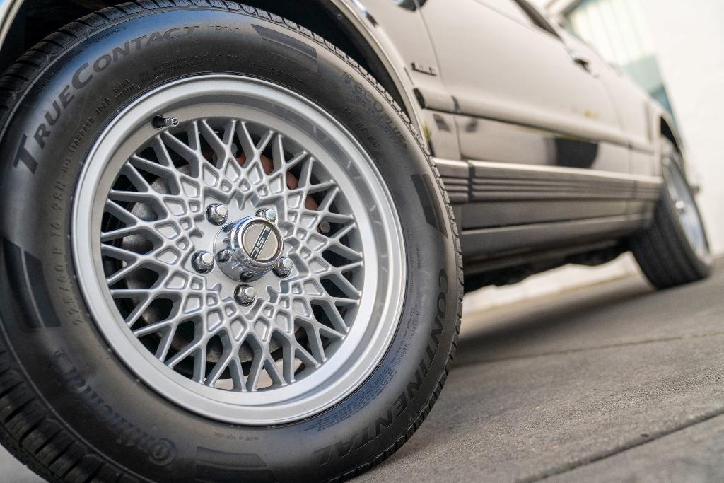 used 1985 Lincoln Mark VII car, priced at $19,950