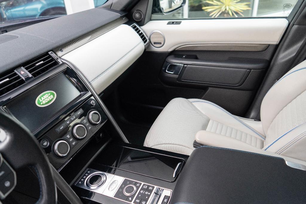 used 2018 Land Rover Discovery car, priced at $27,950