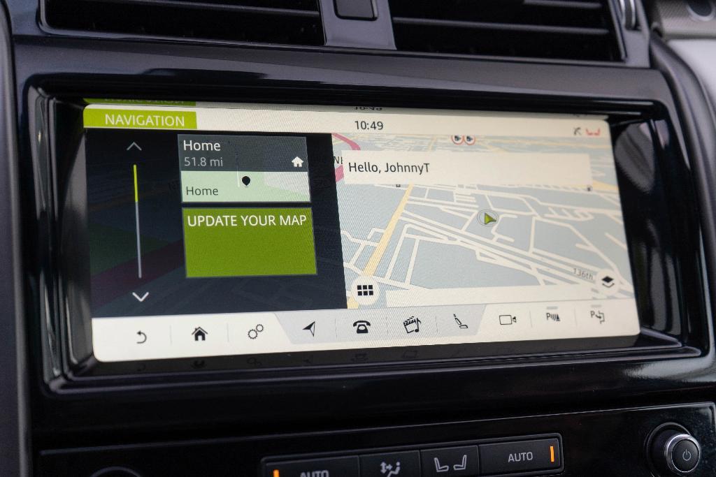 used 2018 Land Rover Discovery car, priced at $27,950