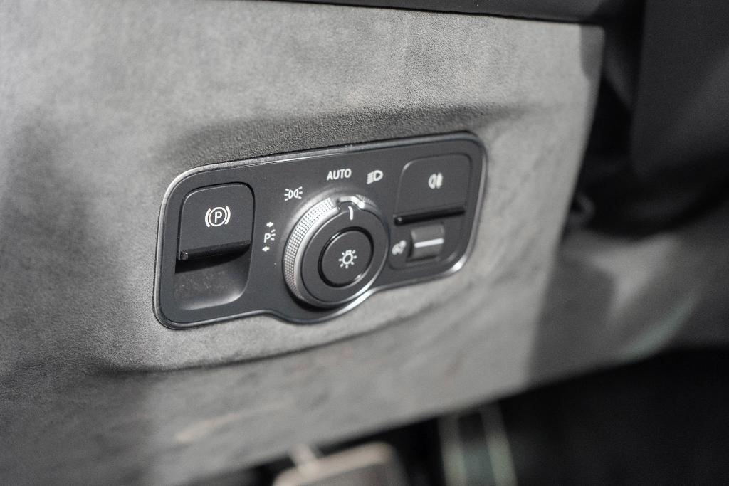 used 2023 Aston Martin Vantage car, priced at $143,950