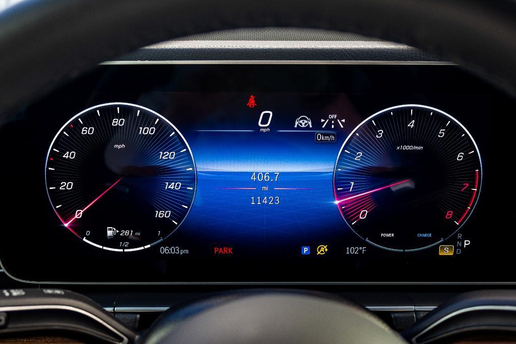 used 2024 Mercedes-Benz GLS 580 car