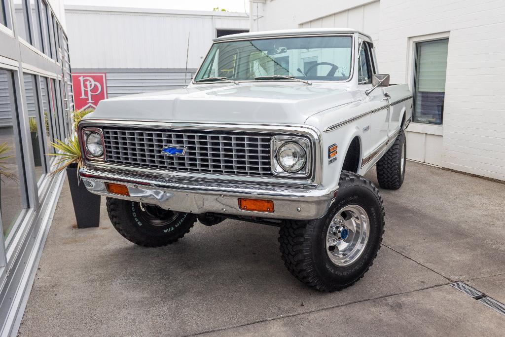 used 1971 Chevrolet Suburban car, priced at $64,950