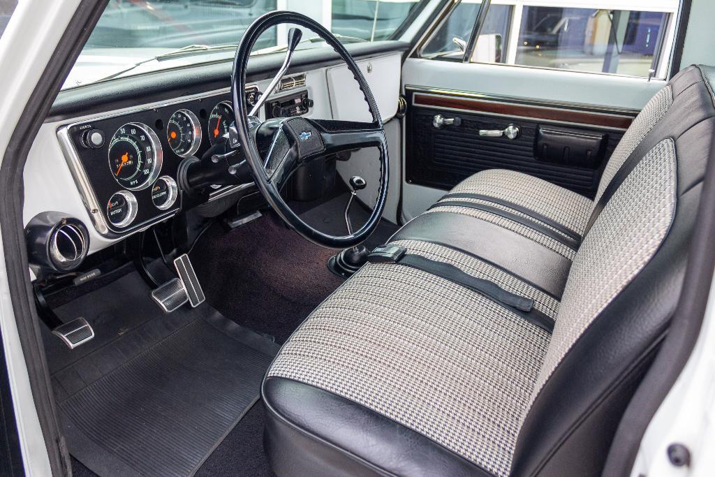 used 1971 Chevrolet Suburban car, priced at $64,950