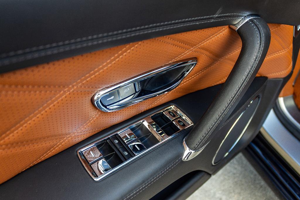 used 2014 Bentley Flying Spur car, priced at $74,950
