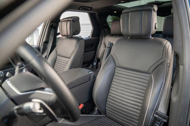 used 2022 Land Rover Discovery car, priced at $49,950