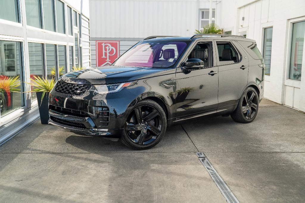 used 2022 Land Rover Discovery car, priced at $49,950