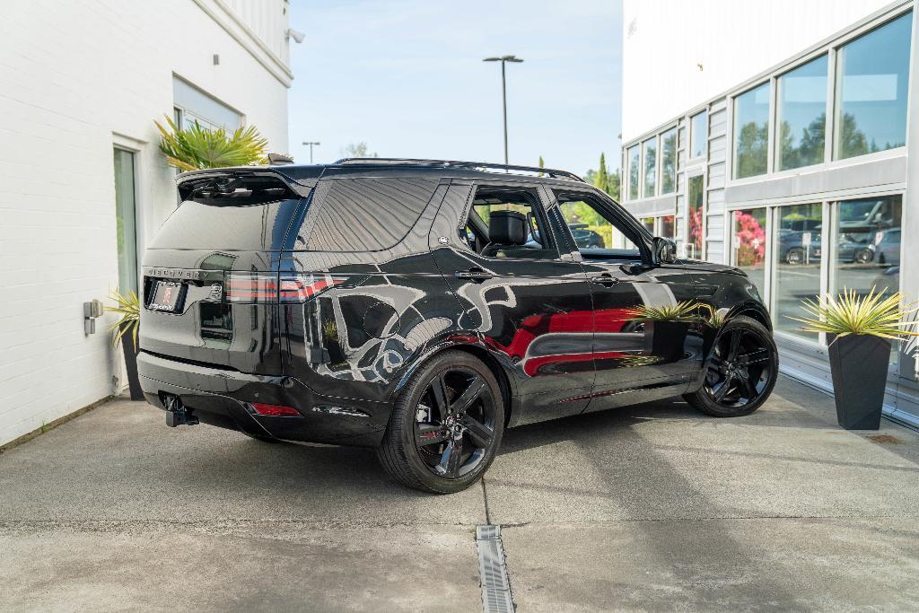 used 2022 Land Rover Discovery car, priced at $49,950