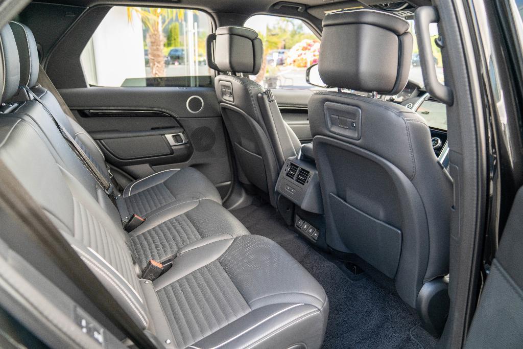 used 2022 Land Rover Discovery car, priced at $49,950