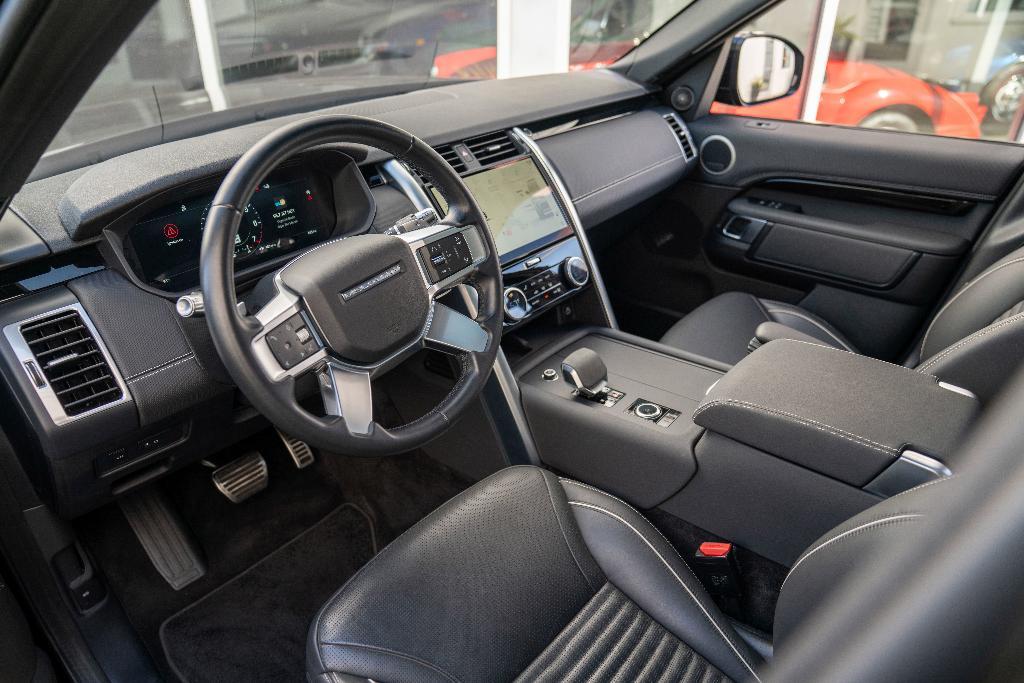 used 2022 Land Rover Discovery car, priced at $49,950