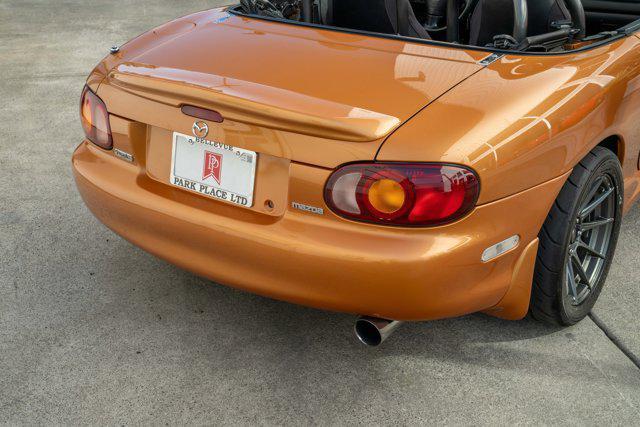 used 2000 Mazda MX-5 Miata car, priced at $19,950