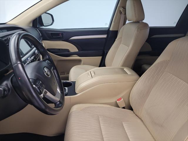 used 2019 Toyota Highlander car, priced at $21,995