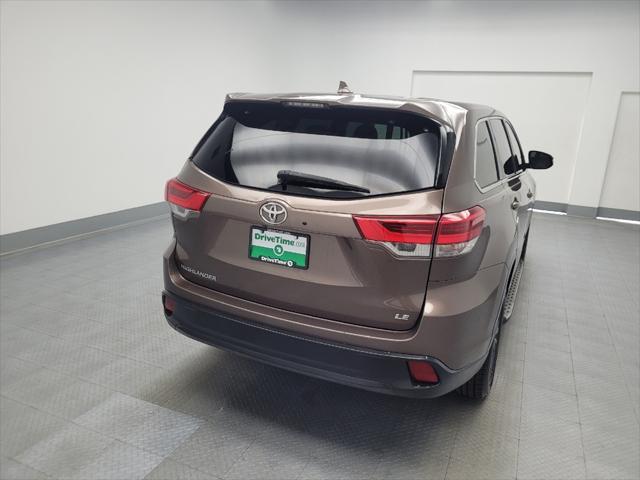 used 2019 Toyota Highlander car, priced at $21,995